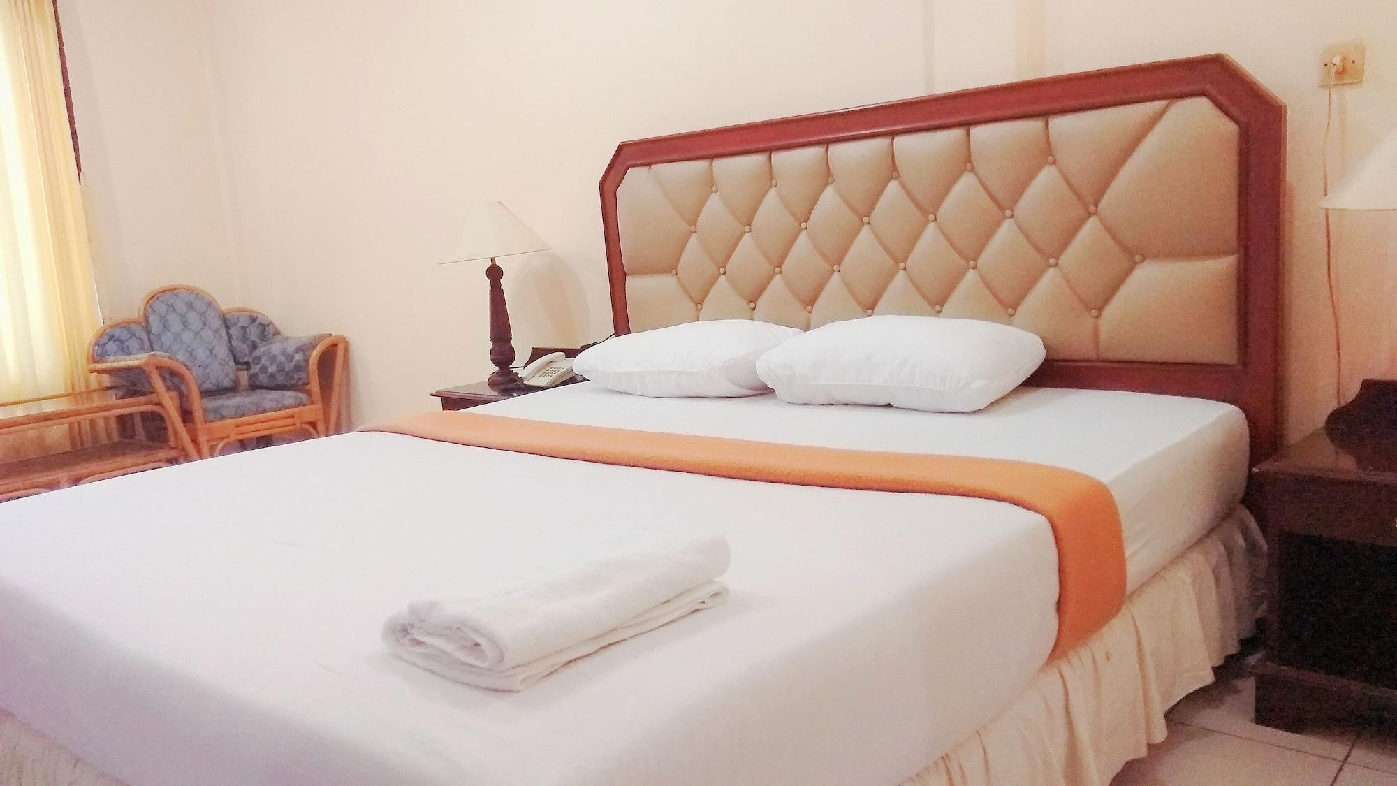 Serayu Hotel Timika Luaran gambar