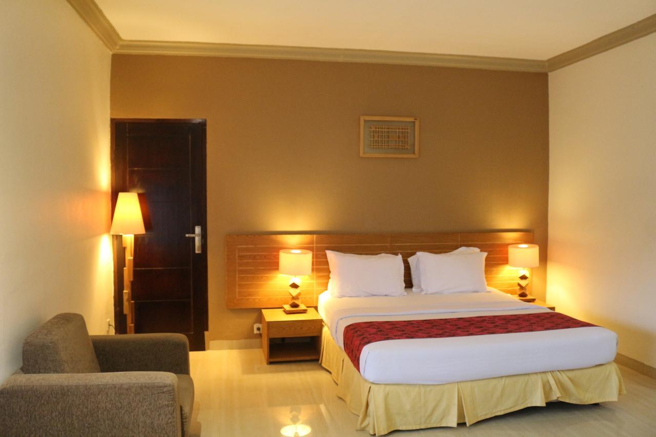 Serayu Hotel Timika Luaran gambar